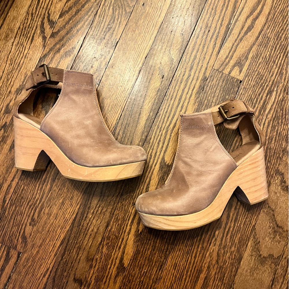 Free People Tan Leather Mules - Picture 2 of 14